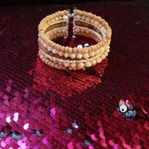 Wood and shell with beads bracelet